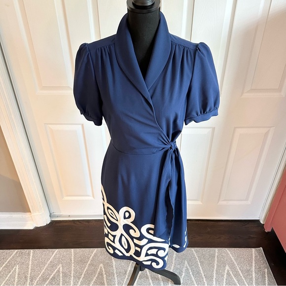 Peter Nygard Navy Blue Wrap Style Short Sleeve Dress with Scrolling Appliqué - Picture 2 of 10